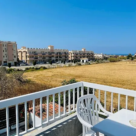 Apartment Peaceful Townhouse With Private Pool Near The Sea